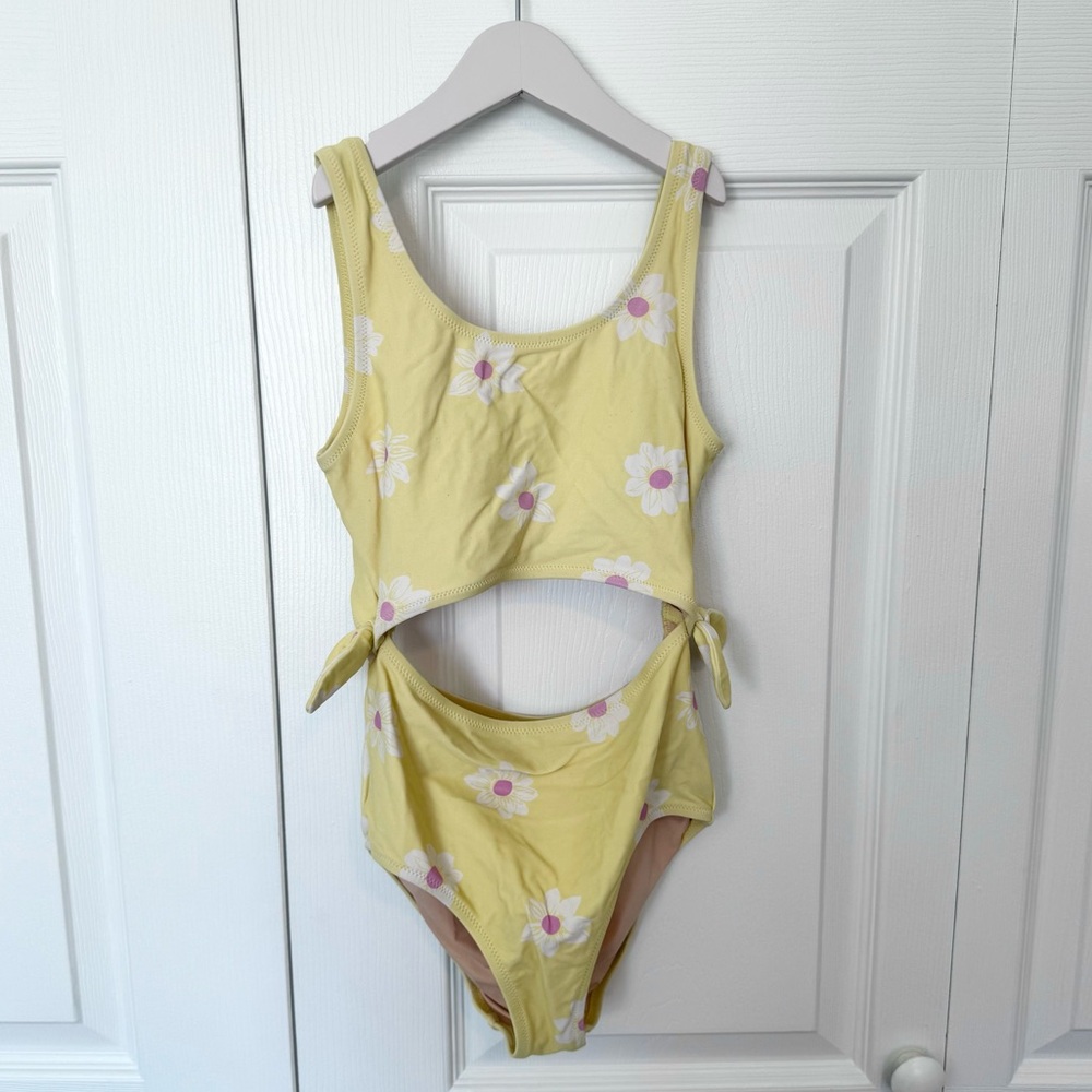 J Crew Crewcuts 🌼 floral one piece knotted bathing suit Kids 8